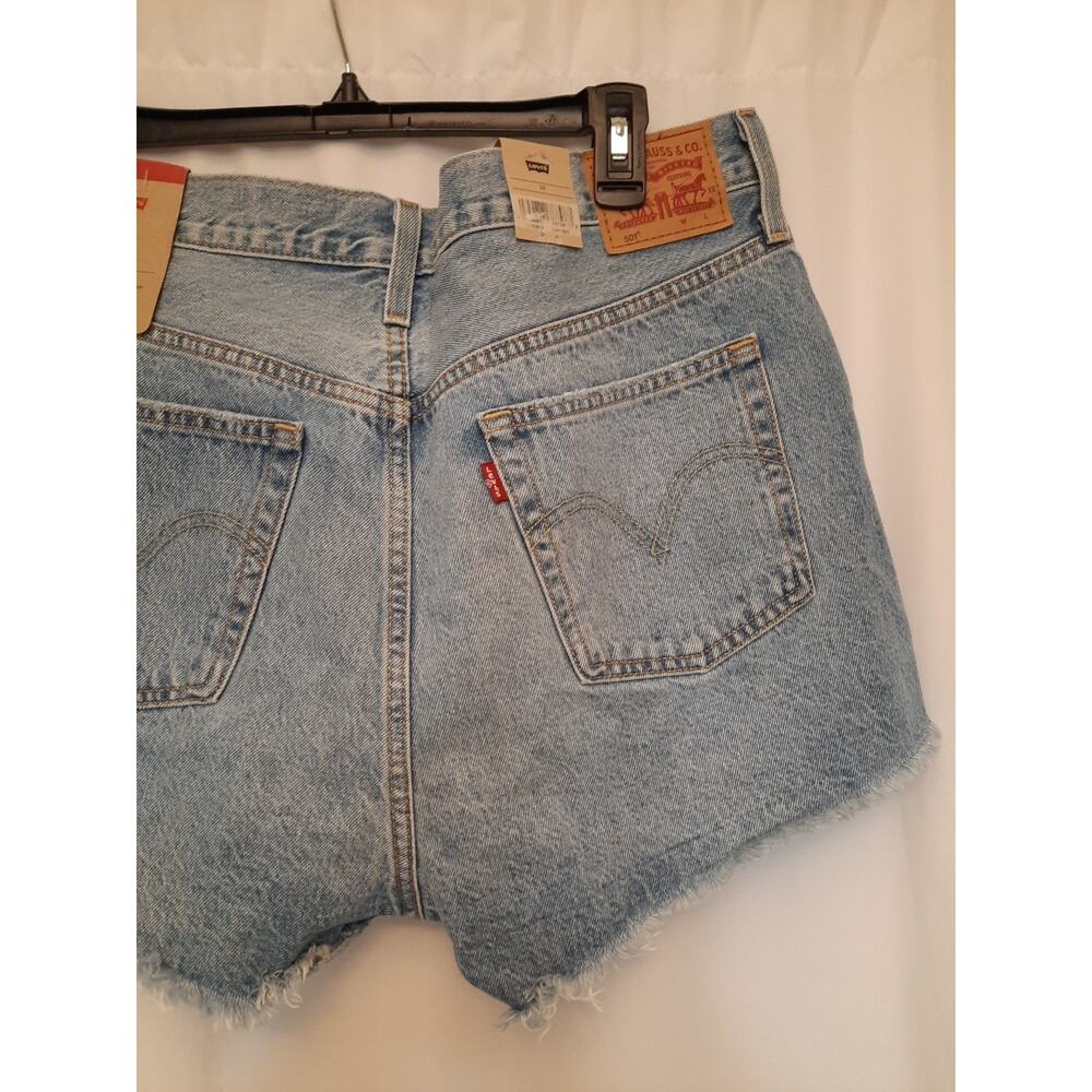 Levis Womens High Rise Denim Jean Shorts Reg Fit 3" Heavyweight 28 NWT msrp $49. - Picture 6 of 6